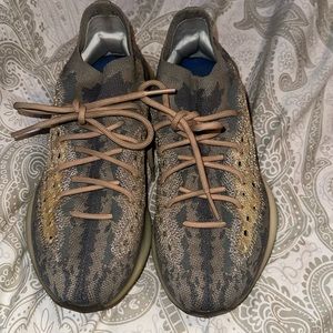 Yeezy 280s - lightly used